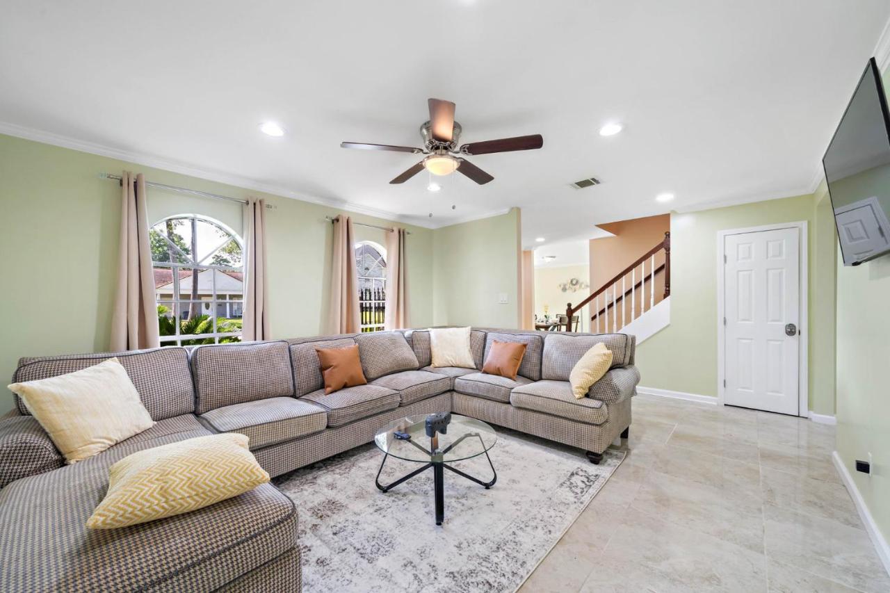 Pool Oasis Games Wifi Bbq Yard Sleep 16 Villa Houston Exterior photo